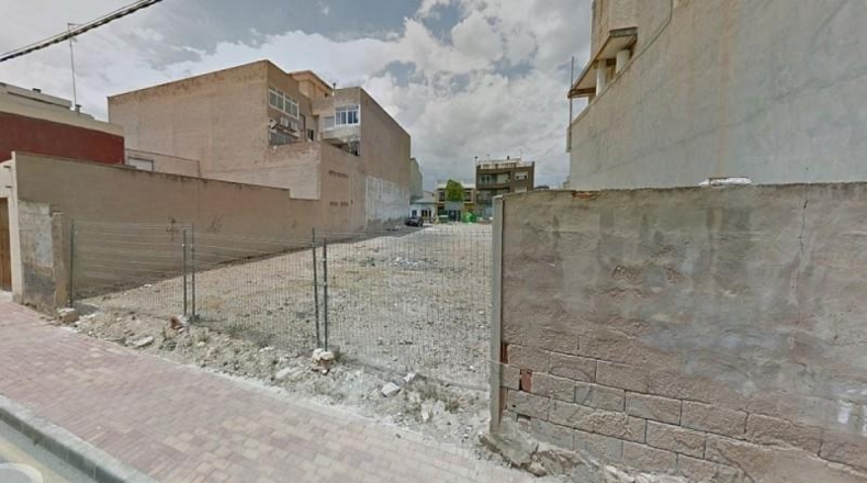 Múrcia - San Pedro del Pinatar - 689m2