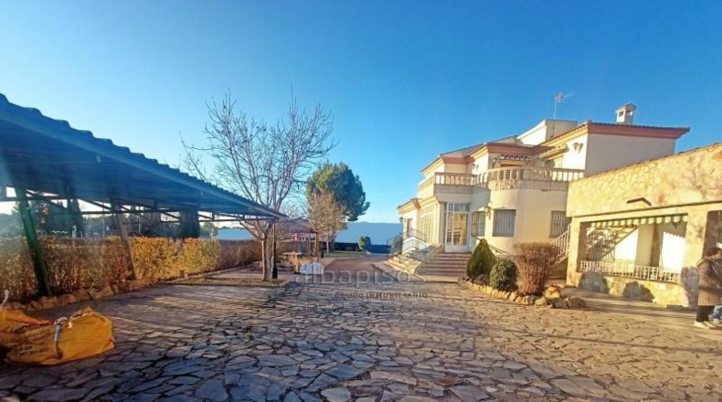 Albacete - Albacete - 2350m2