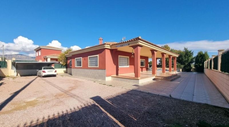 Аликанте - Altea - 16000m2