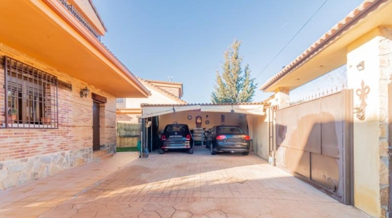 Comunidad de Madrid - Pelayos de la Presa - 600m2