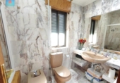 Chalet independiente con terreno en venta en la España, Ávila, ref: TR165789 foto