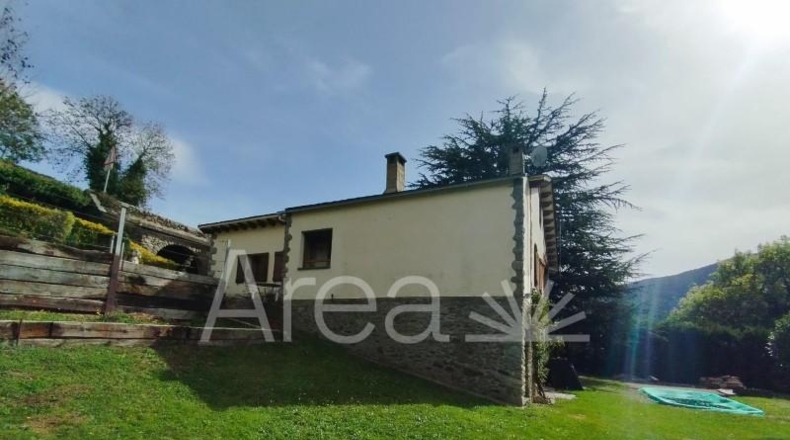 Gerona - Planoles - 2300m2