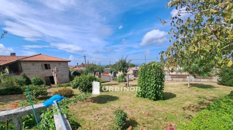 Orense - Esgos - 2000m2