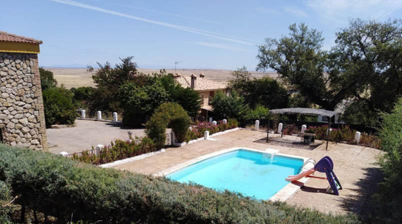 Cáceres - Sierra de Fuentes - 2500m2