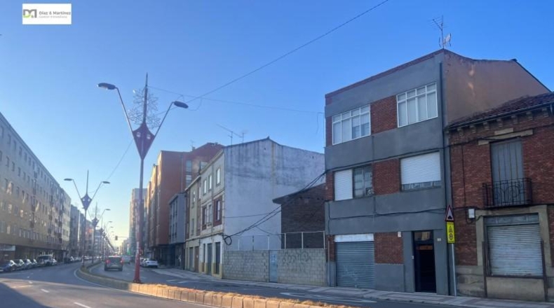 Leon - León - 841m2