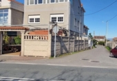 Chalet independiente con terreno en venta en la España, Sangenjo, ref: TR143233 foto