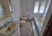 Chalet independiente con terreno en venta en la España, Sangenjo, ref: TR143233 foto