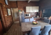 Chalet independiente con terreno en venta en la España, Sangenjo, ref: TR143233 foto