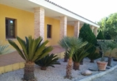 Xalet independent amb terreny en venda a la España, Navarrés, ref.: TR145915 foto