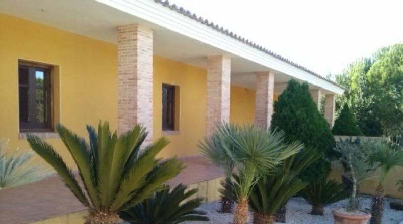 Valencia - Navarrés - 16000m2