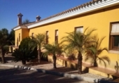 Xalet independent amb terreny en venda a la España, Navarrés, ref.: TR145915 foto