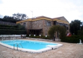 Xalet independent amb terreny en venda a la España, Sierra de Fuentes, ref.: TR146935 foto