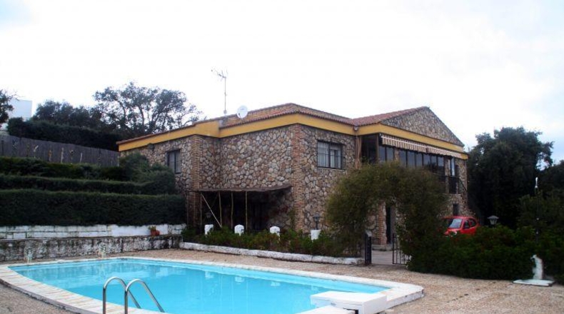 Cáceres - Sierra de Fuentes - 2500m2