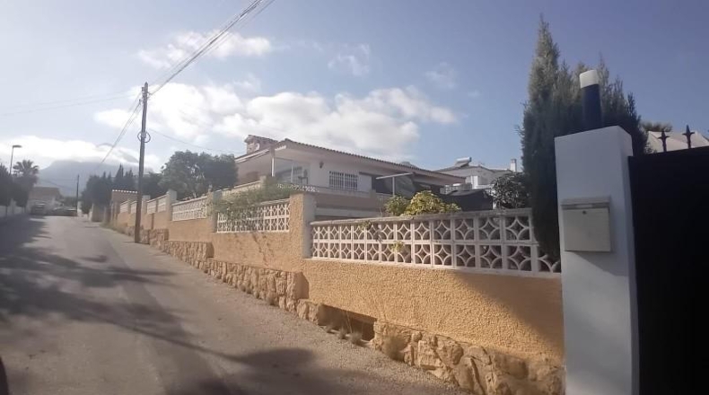 Аликанте - La Nucía - 832m2