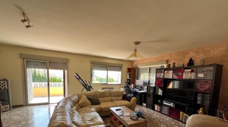 Аликанте - La Nucía - 832m2