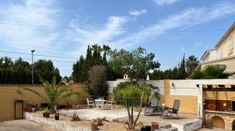 Аликанте - La Nucía - 832m2
