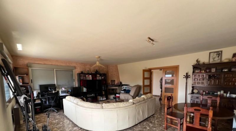 Аликанте - La Nucía - 832m2