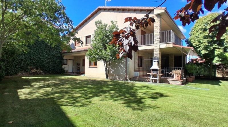 Salamanca - Miranda de Azán - 763m2