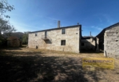 Casa de camp amb terreny en venda a la España, Vilar de Sarria, ref.: TR330932 foto