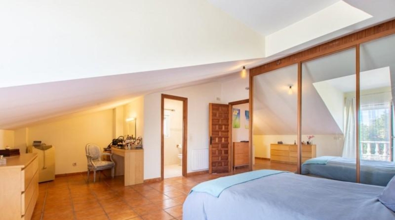 Comunidad de Madrid - Camarma de Esteruelas - 319m2