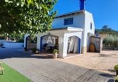 Xalet independent amb terreny en venda a la España, Ontinyent, ref.: TR174133 foto