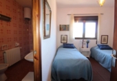 Casa de camp amb terreny en venda a la España, Sinarques, ref.: TR135730 foto