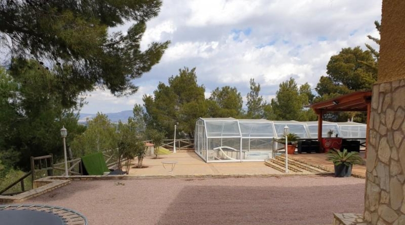 Alicante - Elda - 10000m2