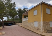Chalet independiente con terreno en venta en la España, Elda, ref: TR143329 foto