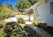 Xalet independent amb terreny en venda a la España, San Martín de Valdeiglesias, ref.: TR240981 foto