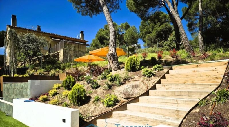 Community of Madrid - San Martín de Valdeiglesias - 1120m2