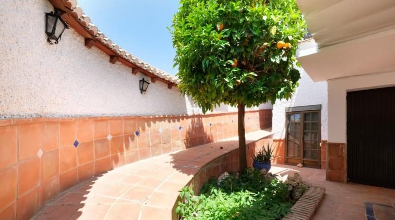 Granada - Peligros - 435m2