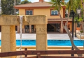 Chalet independiente con terreno en venta en la España, Molina de Segura, ref: TR262320 foto