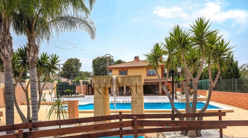 Murcia - Molina de Segura - 244m2