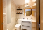 Chalet independiente con terreno en venta en la España, Aoiz, ref: TR390609 foto