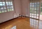 Chalet independiente con terreno en venta en la España, Sangenjo, ref: TR312763 foto
