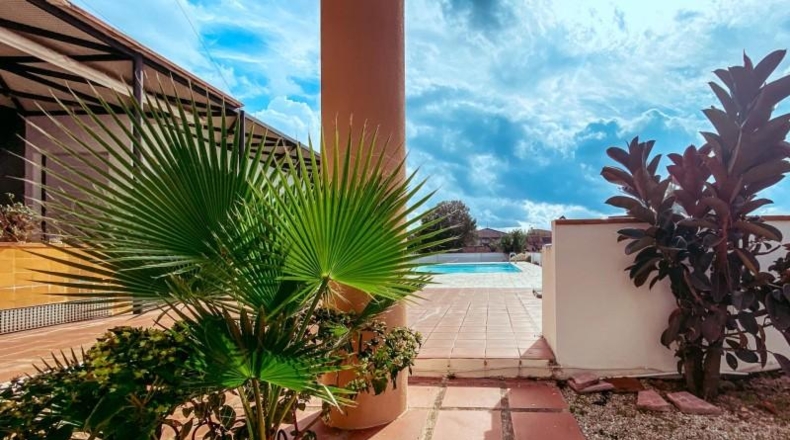Tarragona - la Sénia - 499m2