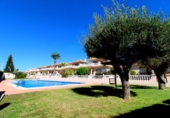 Chalet independiente con terreno en venta en la España, Orihuela, ref: TR176713 foto