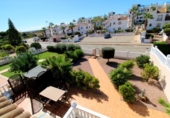 Chalet independiente con terreno en venta en la España, Orihuela, ref: TR176713 foto