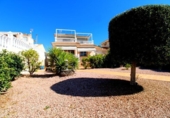 Chalet independiente con terreno en venta en la España, Orihuela, ref: TR176713 foto