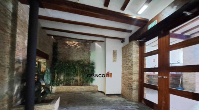 Valencia - Játiva - 990m2