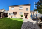 Chalet independiente con terreno en venta en la España, Zaratán, ref: TR178366 foto