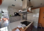 Chalet independiente con terreno en venta en la España, Zaratán, ref: TR178366 foto