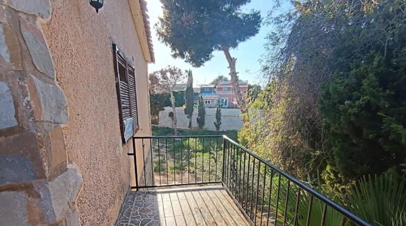 Аликанте - Torrevieja - 831m2