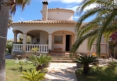 Chalet independiente con terreno en venta en la España, Deltebre, ref: TR146663 foto