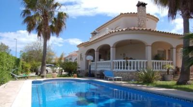 Tarragona - Deltebre - 713m2