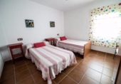 Chalet independiente con terreno en venta en la España, Loja, ref: TR135597 foto
