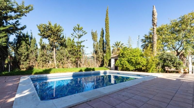 Аликанте - Orihuela - 4592m2