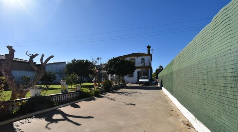 Cadiz - Chiclana de la Frontera - 1077m2