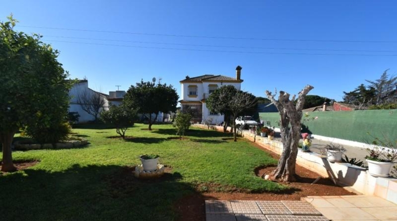 Cadiz - Chiclana de la Frontera - 1077m2
