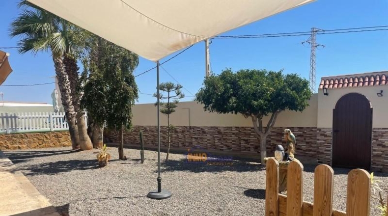 Almería - Roquetas de Mar - 1190m2